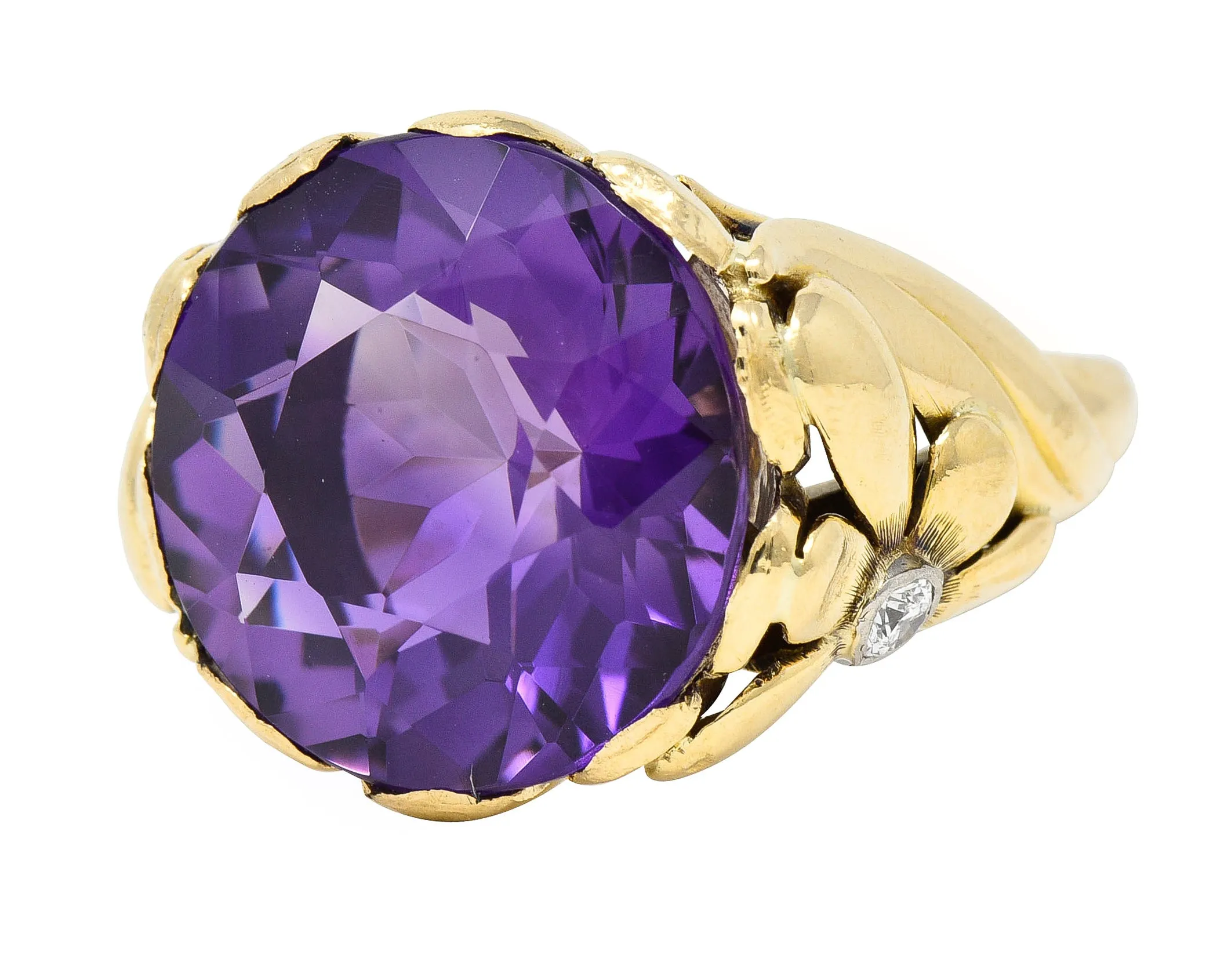 1940's Diamond Amethyst 14 Karat Two-Tone Gold Daisy Floral Retro Vintage Cocktail Ring
