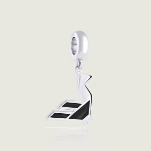 Black Carpet's Bird Charm