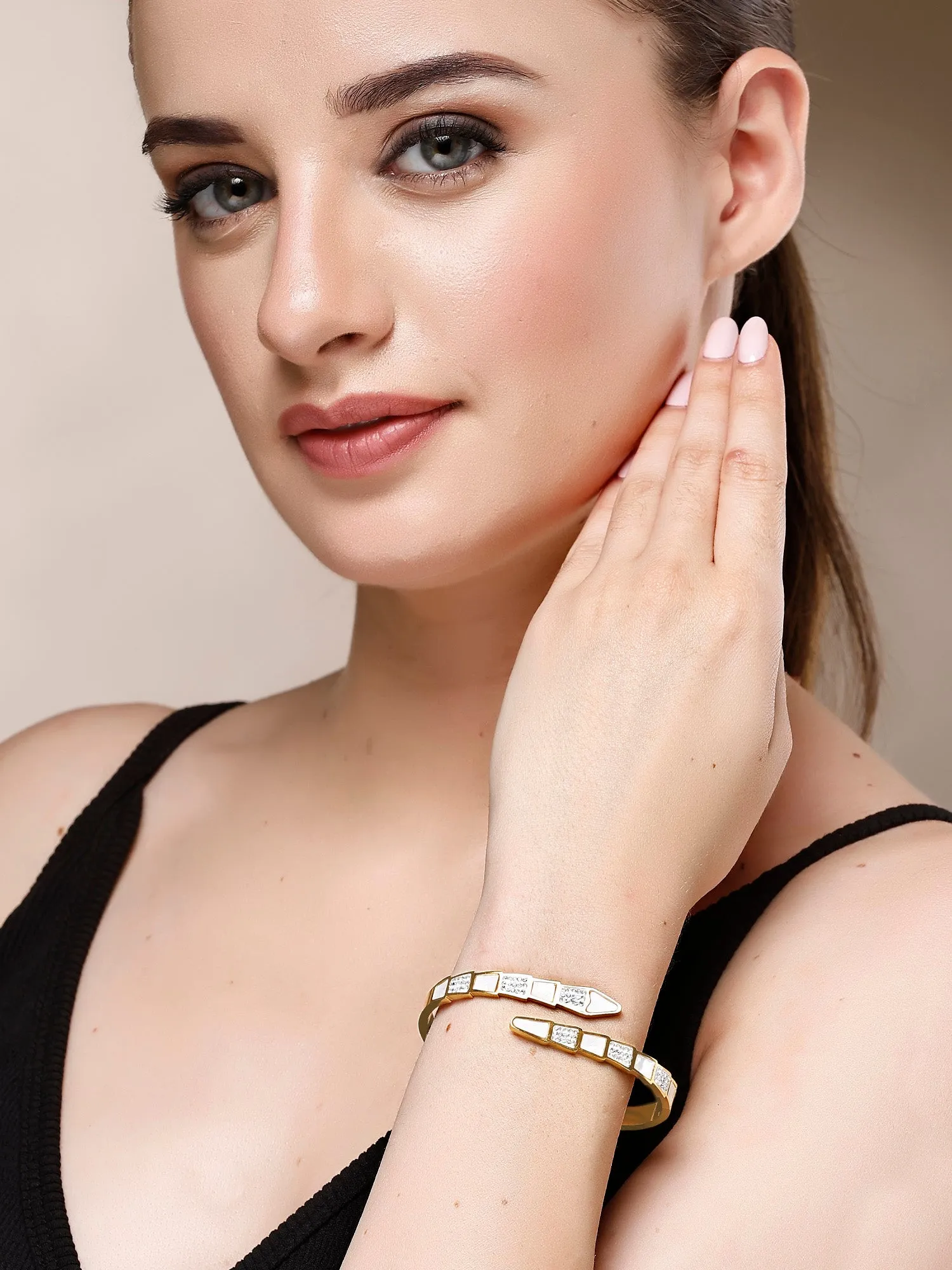 Bohey by KARATCART Gold-Plated White Cubic Zirconia Studded Bangle-Style Bracelet for Women