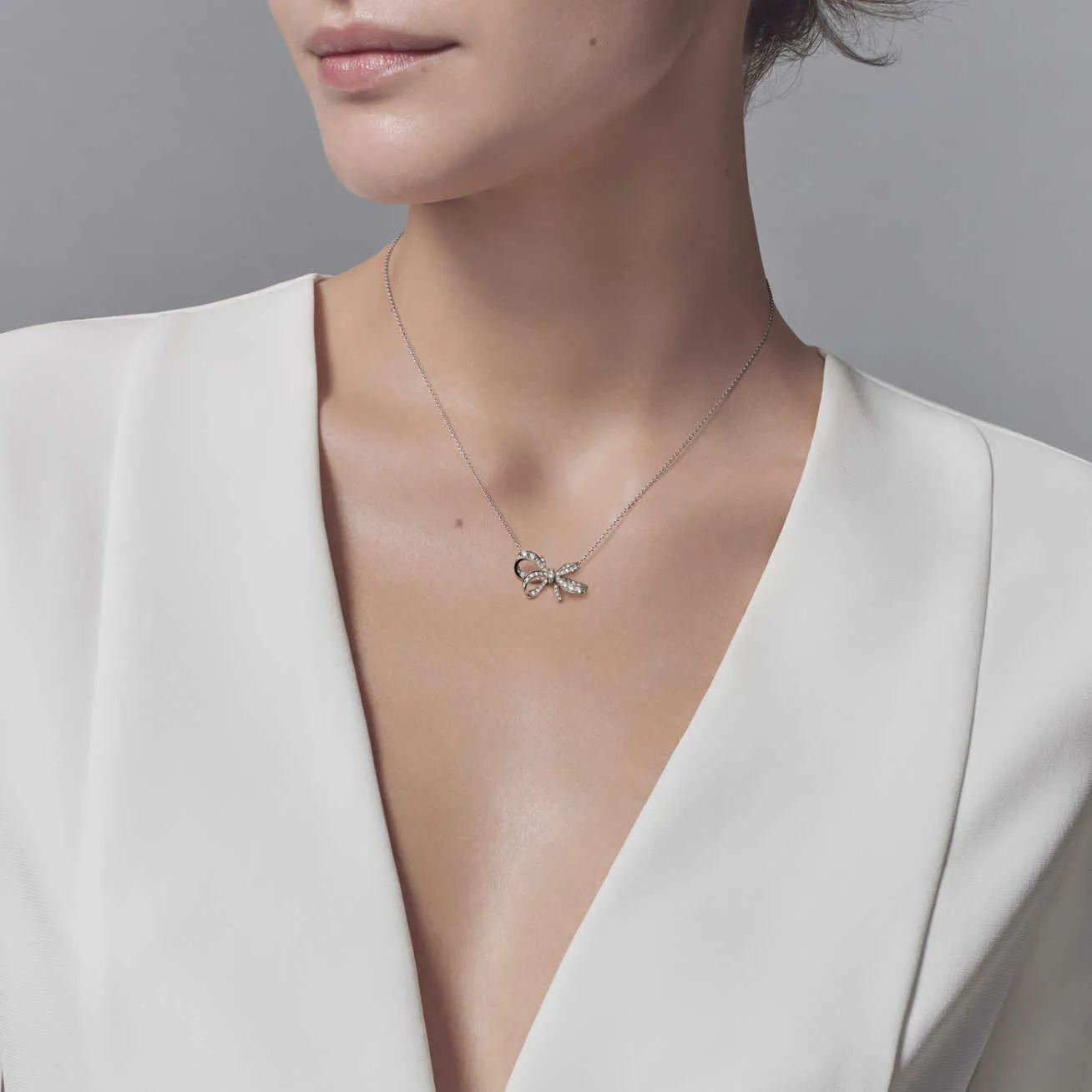 Bow Ribbon Pendant Necklace