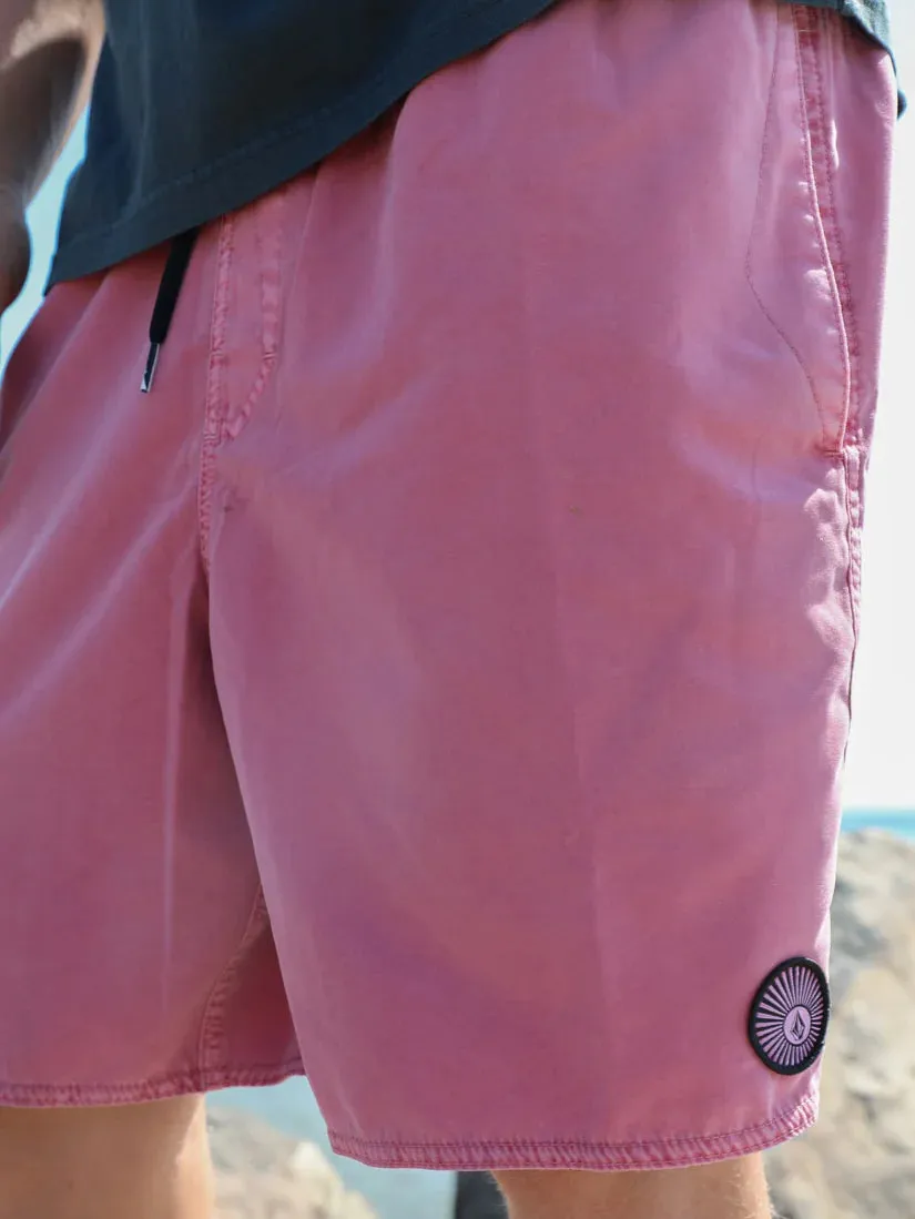 Center Trunk 17" Shorts- Dead Rose