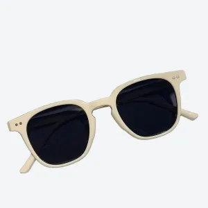 Classic Retro Wayfarer Style Sunglasses
