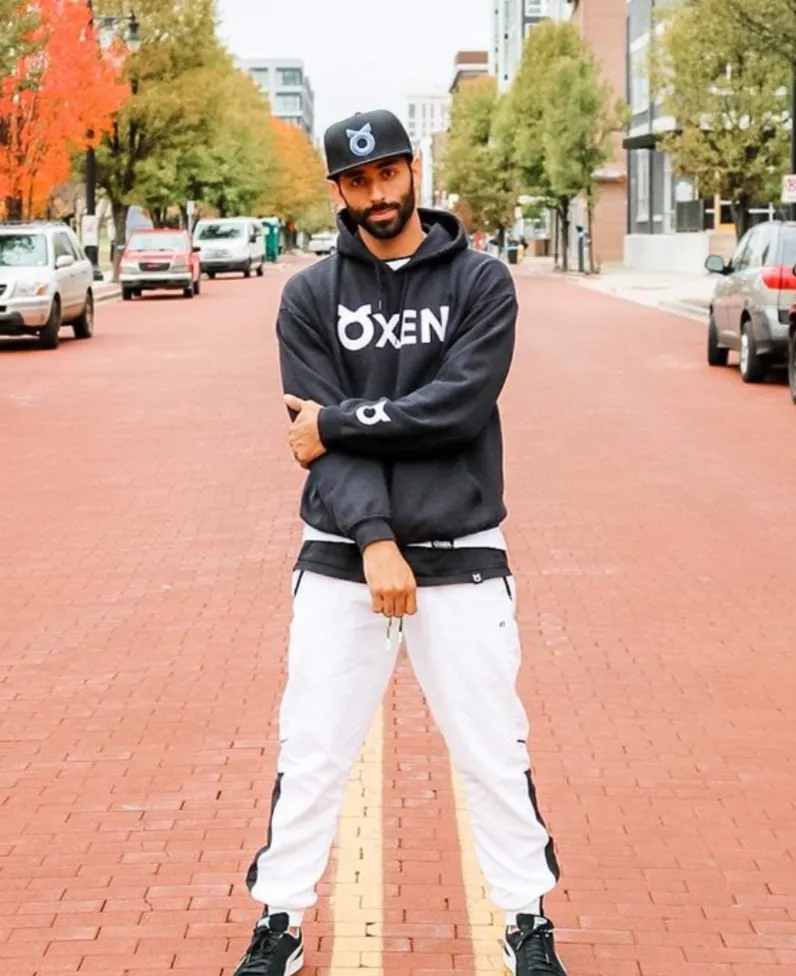 Classic Ring Snapback Hat - Black / Blue