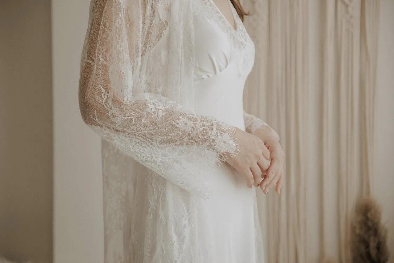 Darling Lace Maxi Robe