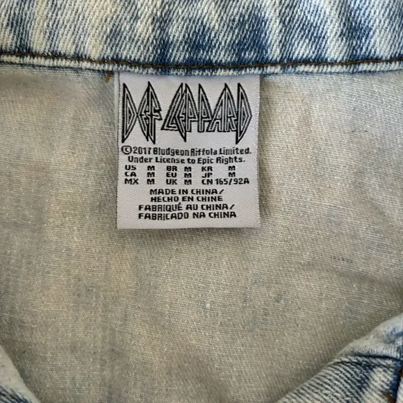 Def Leppard Pyromania ‘83 Tour Acid Washed Denim Jacket, size M