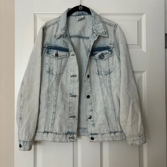 Def Leppard Pyromania ‘83 Tour Acid Washed Denim Jacket, size M