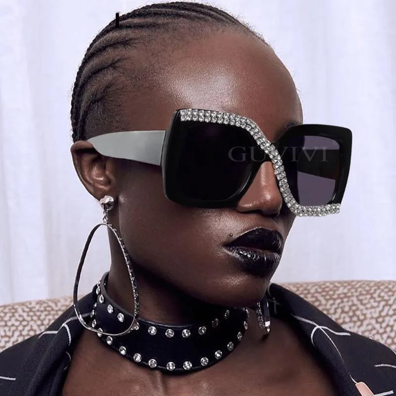 Diamond Square Sunglasses Women 2021 Luxury Vintage Oversized Sunglasses Unique One Piece Rhinestone Glasses Shades gafas de sol