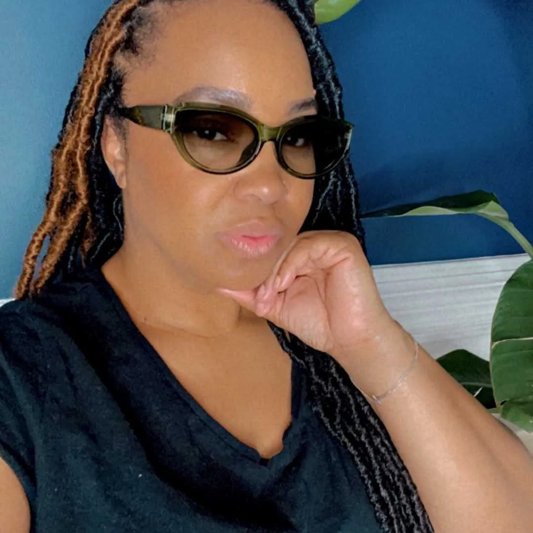 Faye Oval Sunglasses