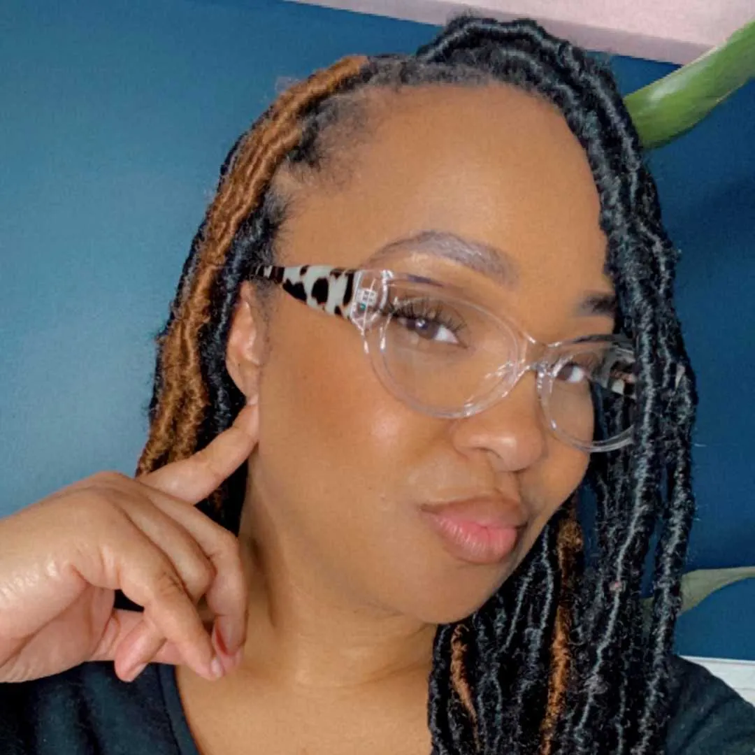 Faye Oval Sunglasses