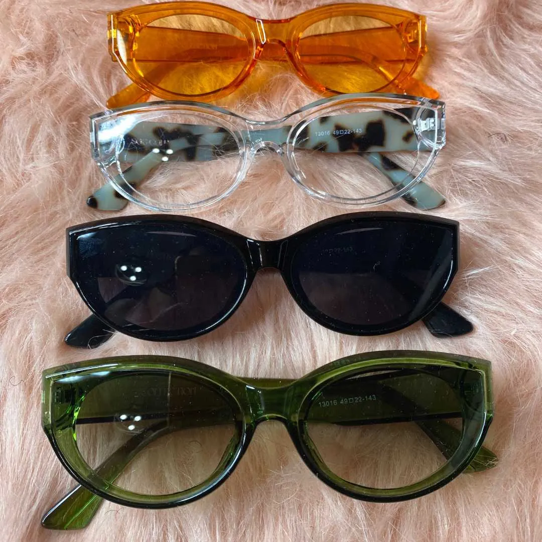 Faye Oval Sunglasses