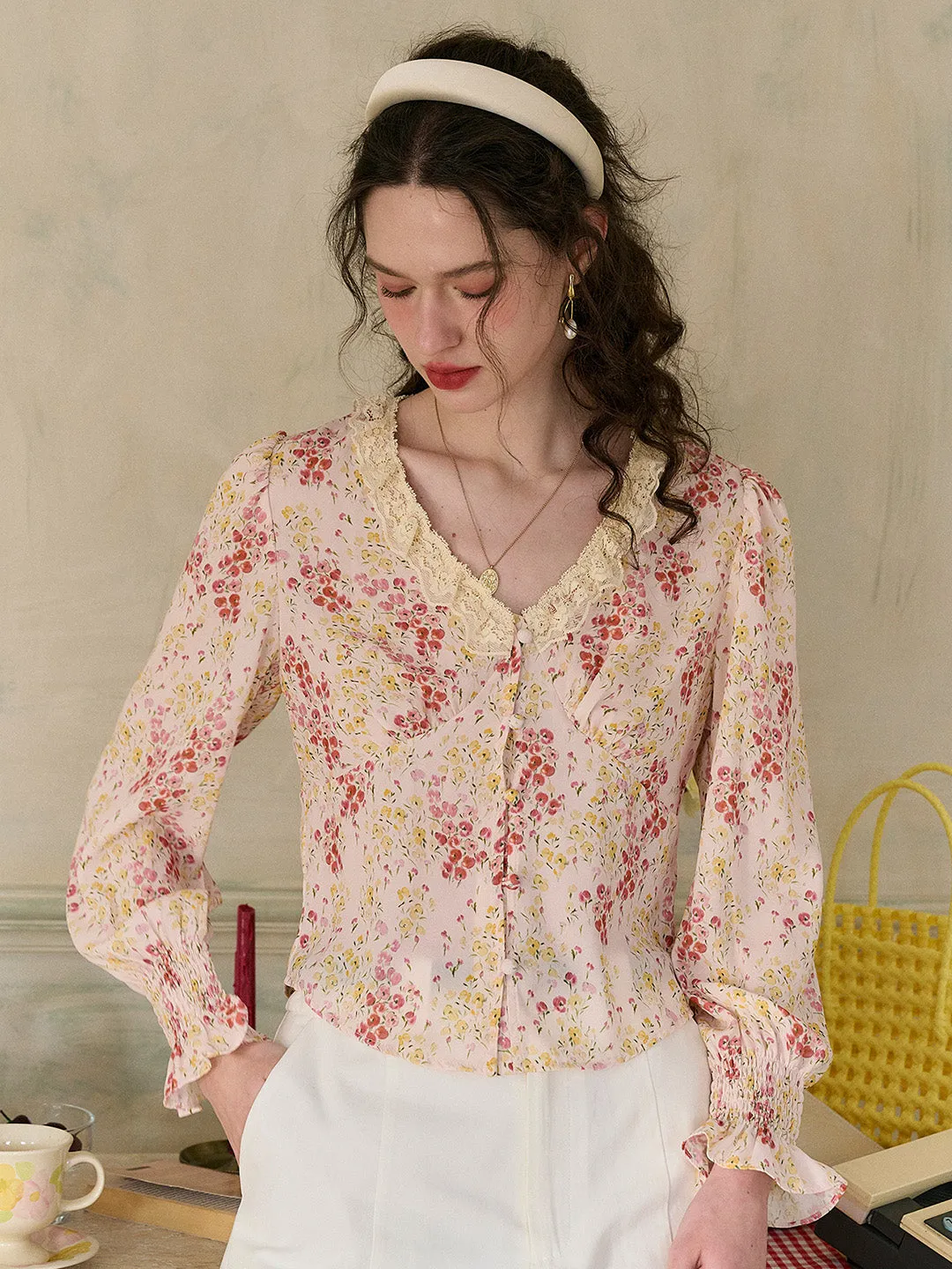 【Final Sale】Laurel V-Neck Floral Blouse - Yellow