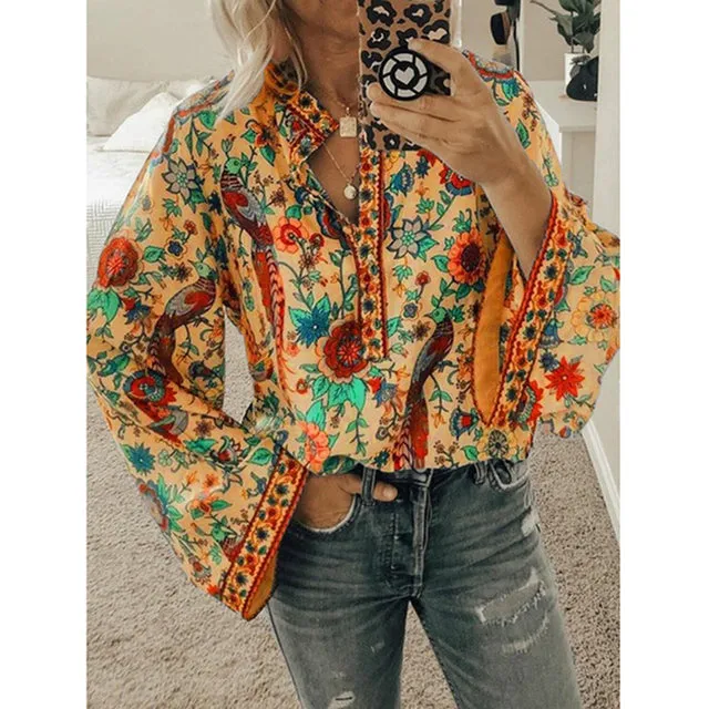 Gisela - Sophisticated fashion blouse