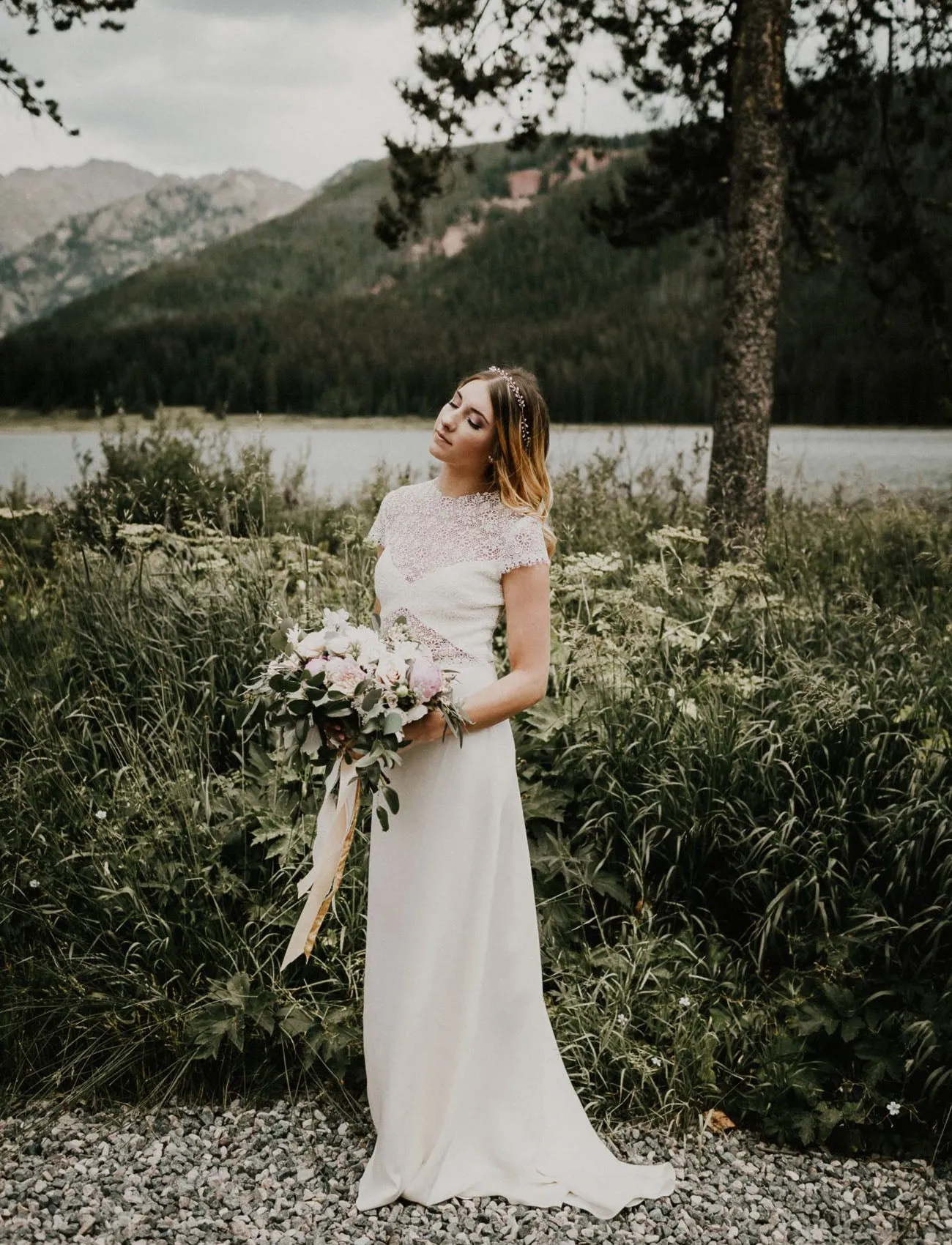 Graceful Illusion Neck Short Sleeve Bohemian Wedding Dress for Bride CA2301