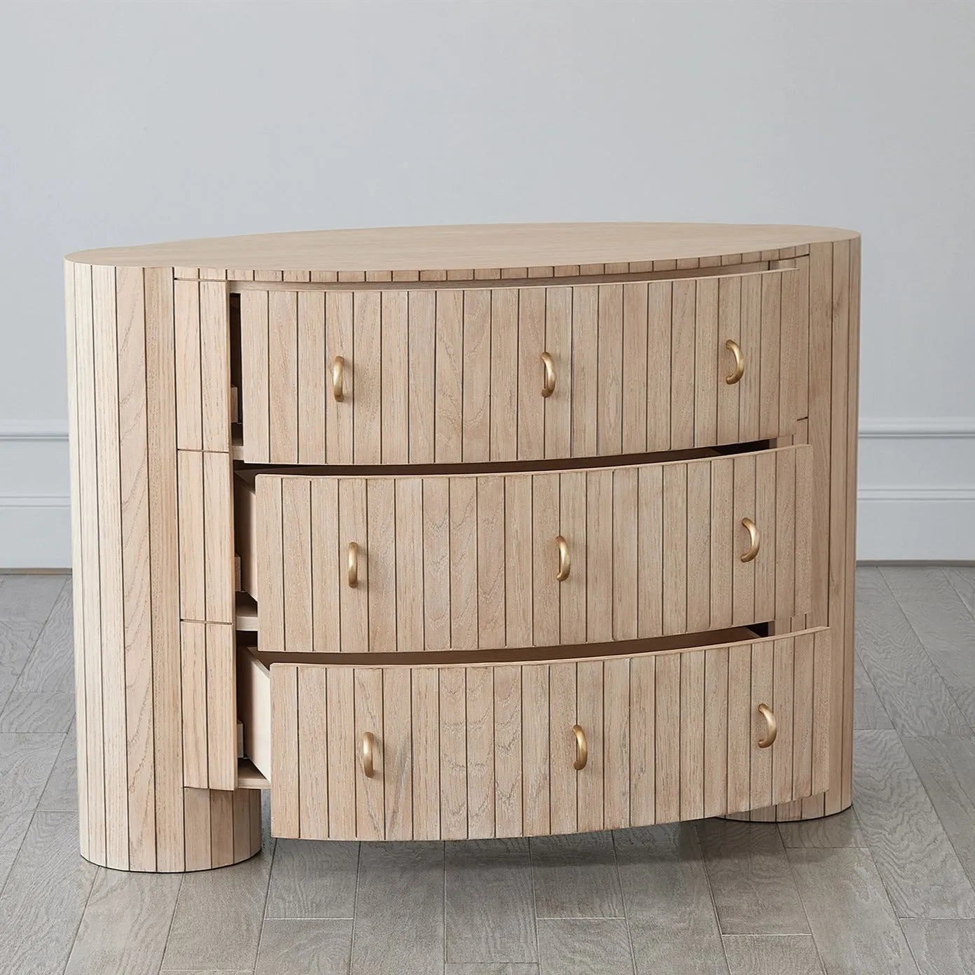 Luna Chest