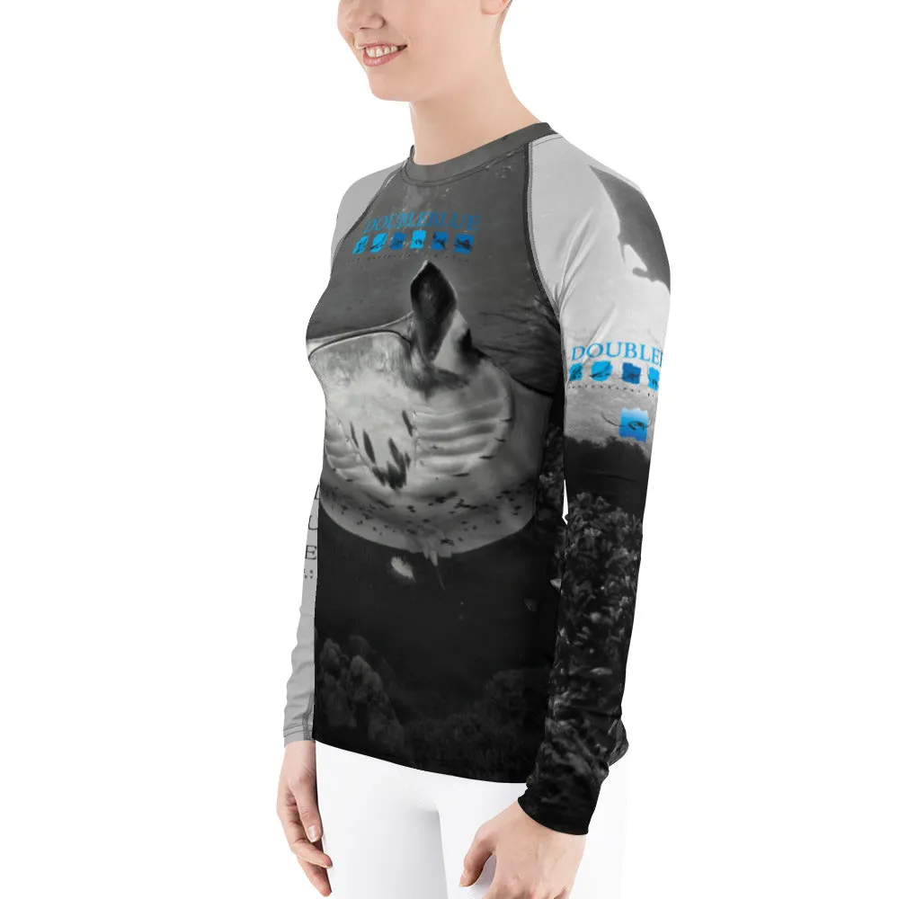 Manta Rays in Yap Doubleblue Logo Women's Rash Guard