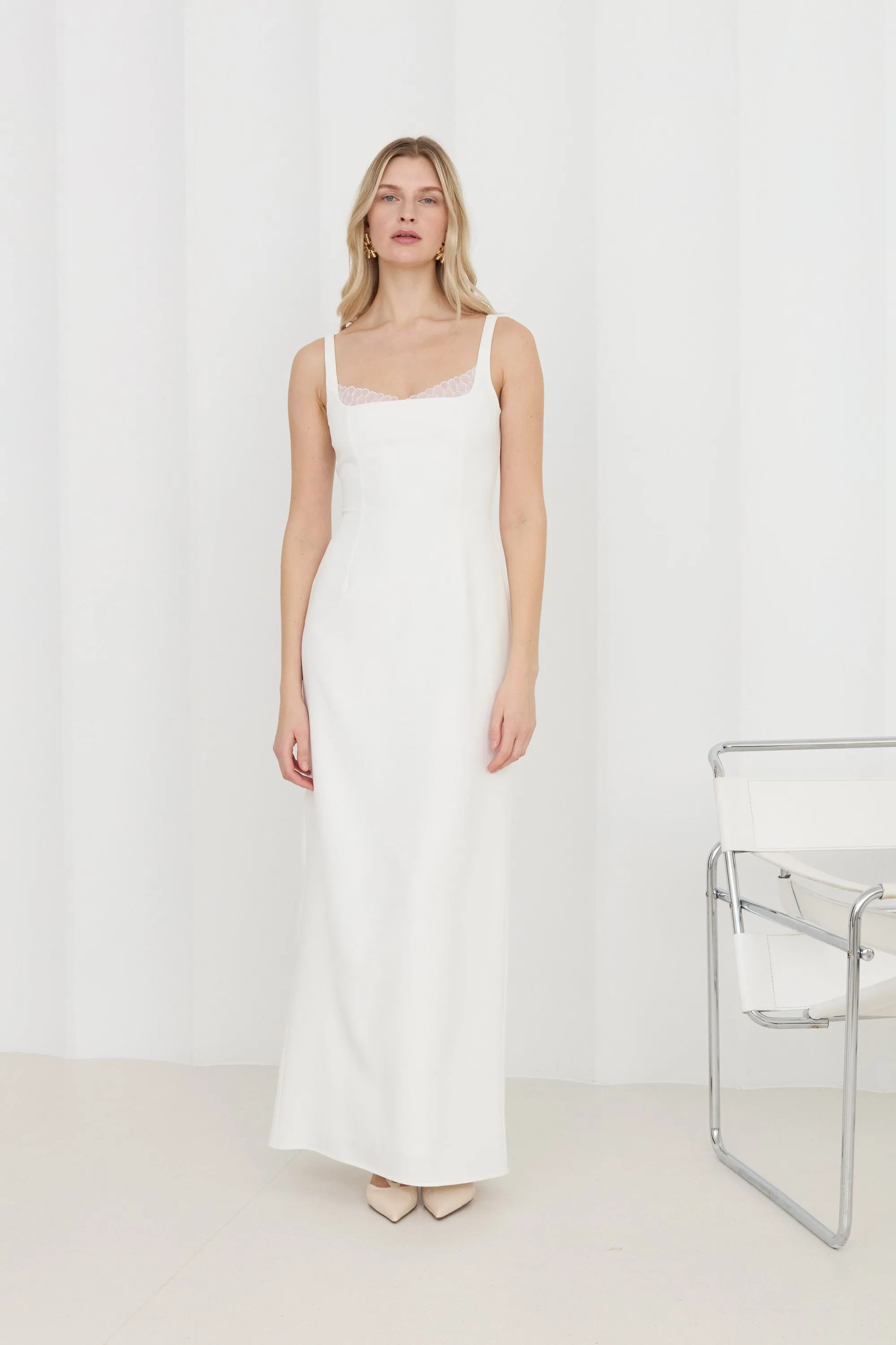 OCTAVIA Off_White Long Wedding Dress Lace-Trimmed Neckline