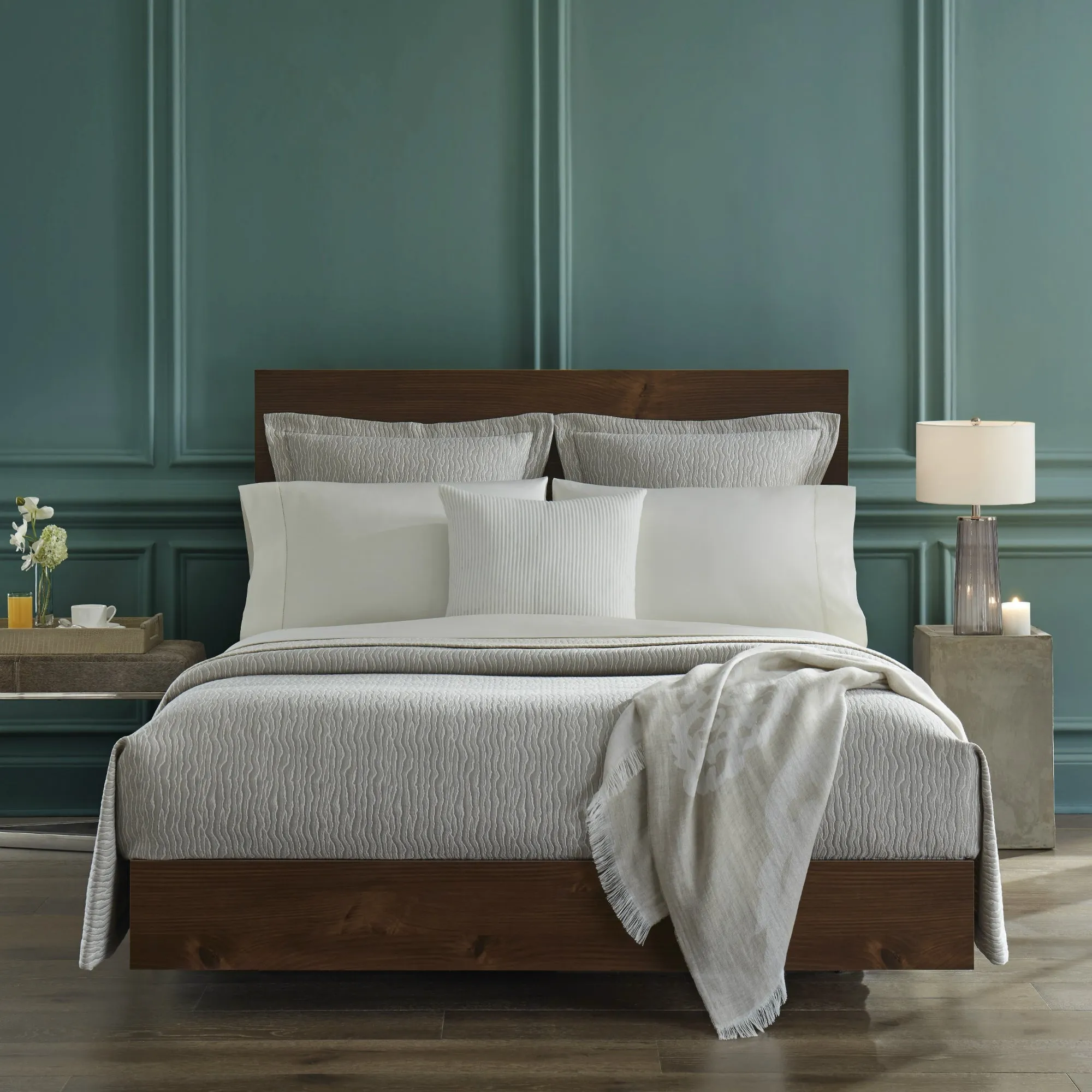 Ondate Coverlet & Sham Collection