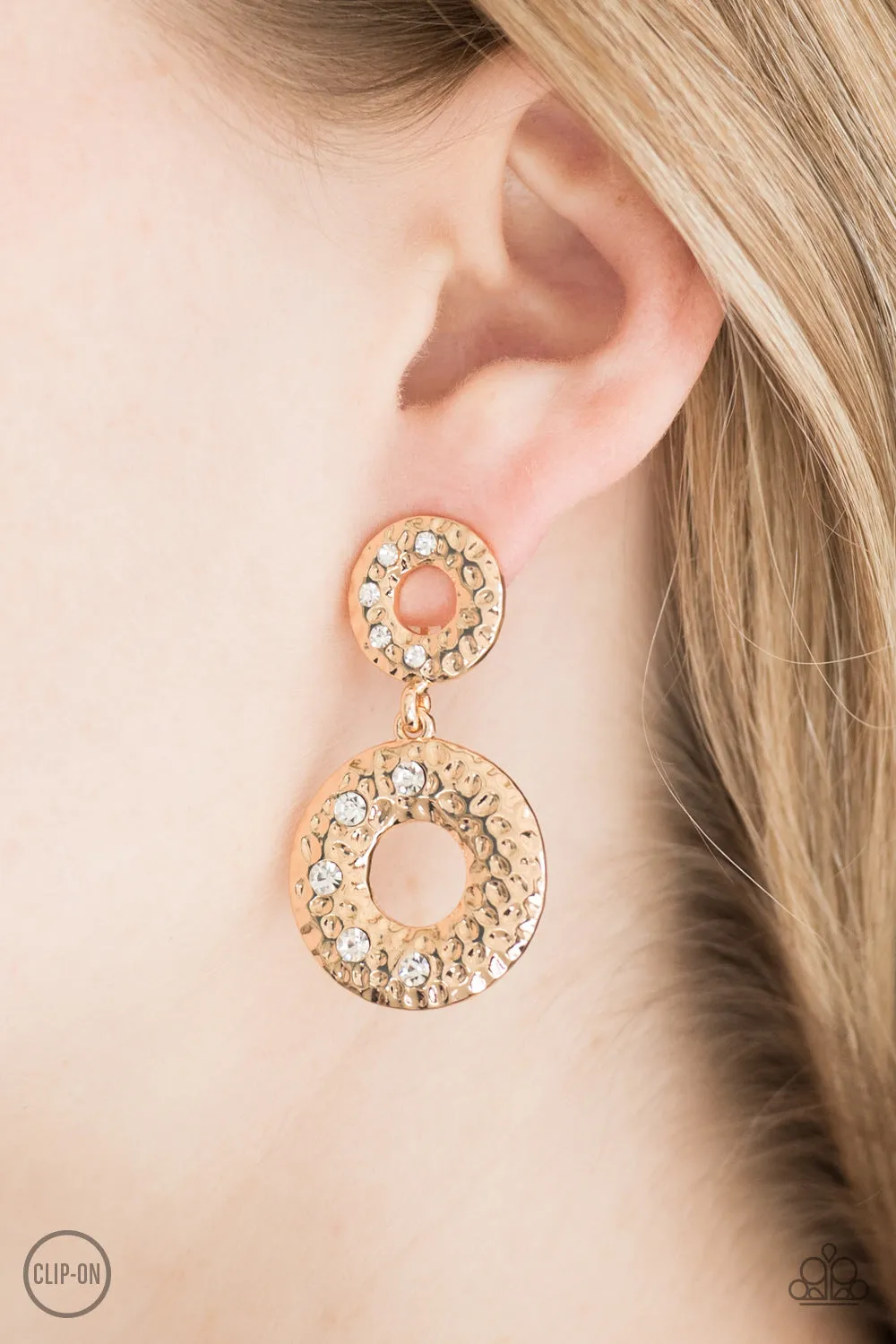 Paparazzi - Sophisticated Shimmer - Gold Earrings