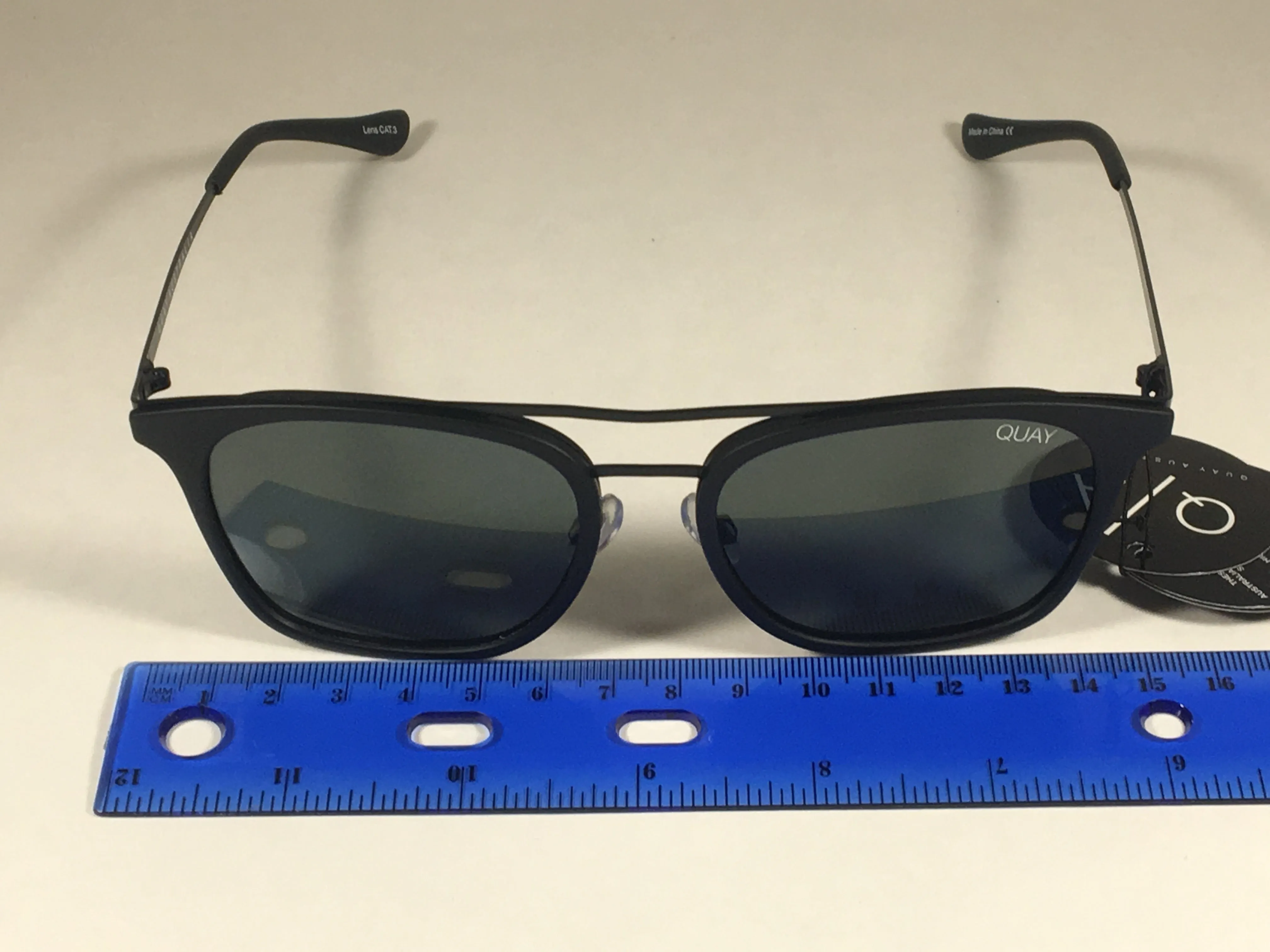 Quay Australia Byron Sunglasses QM000225 BLK/GRN Retro Brow Bar Gray Matte Black Metal Rounded Lens