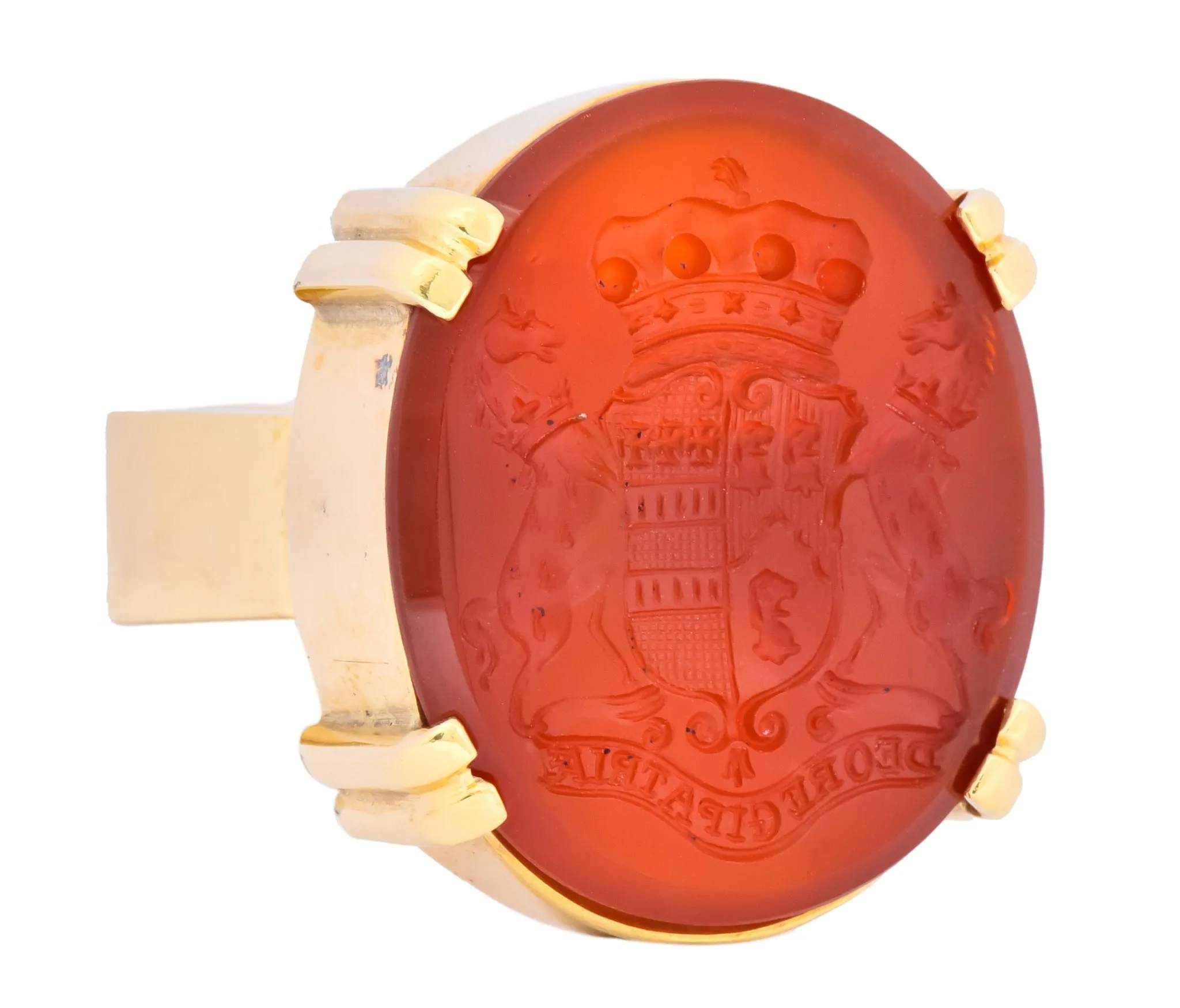 Retro Carnelian Intaglio 18 Karat Gold Deo Regi Patria Unisex Ring