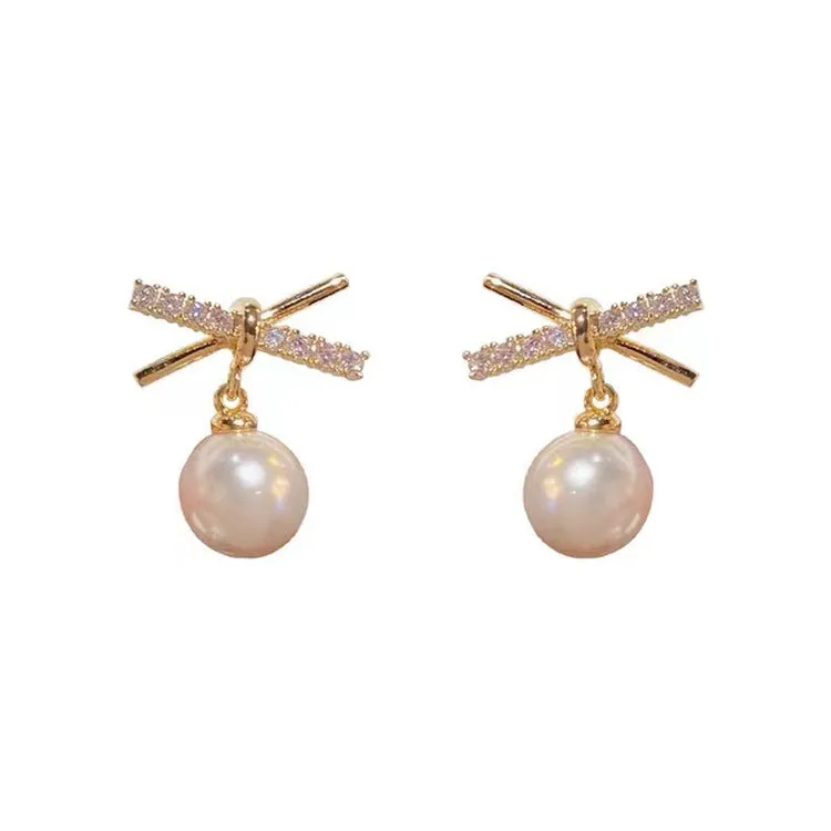 Sophisticated and stylish pearl earrings