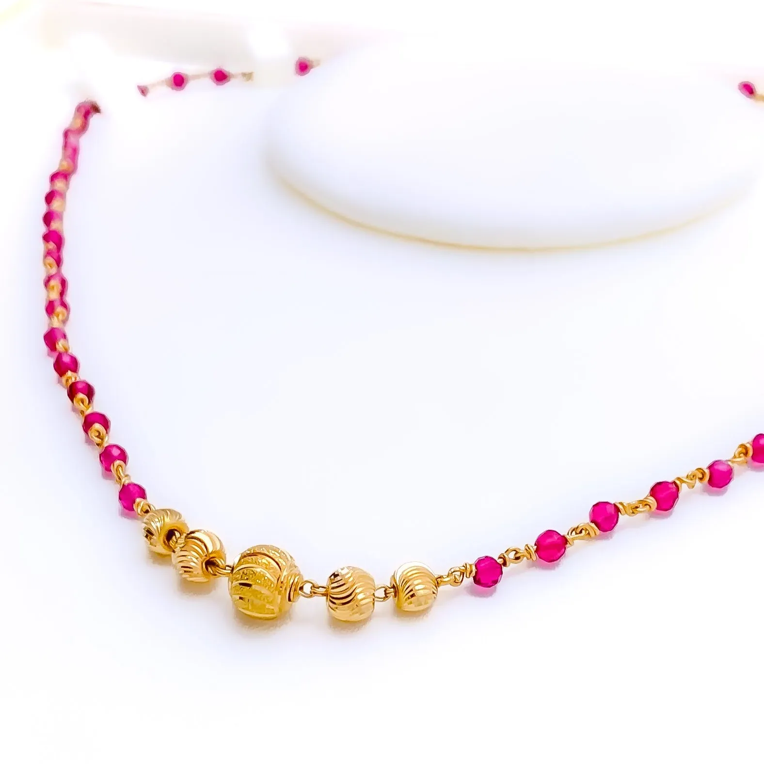 Sophisticated Graceful 22k Gold Necklace