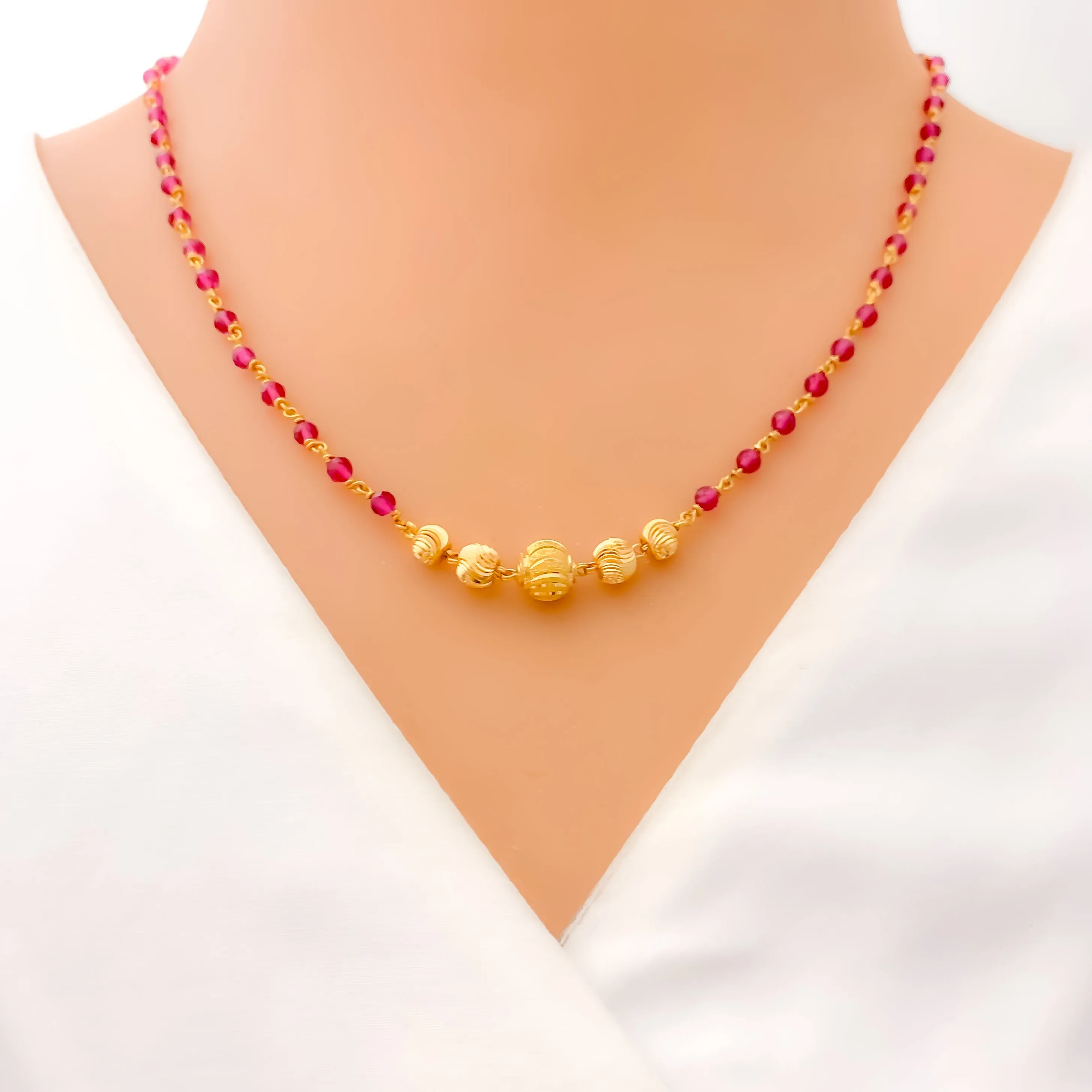 Sophisticated Graceful 22k Gold Necklace