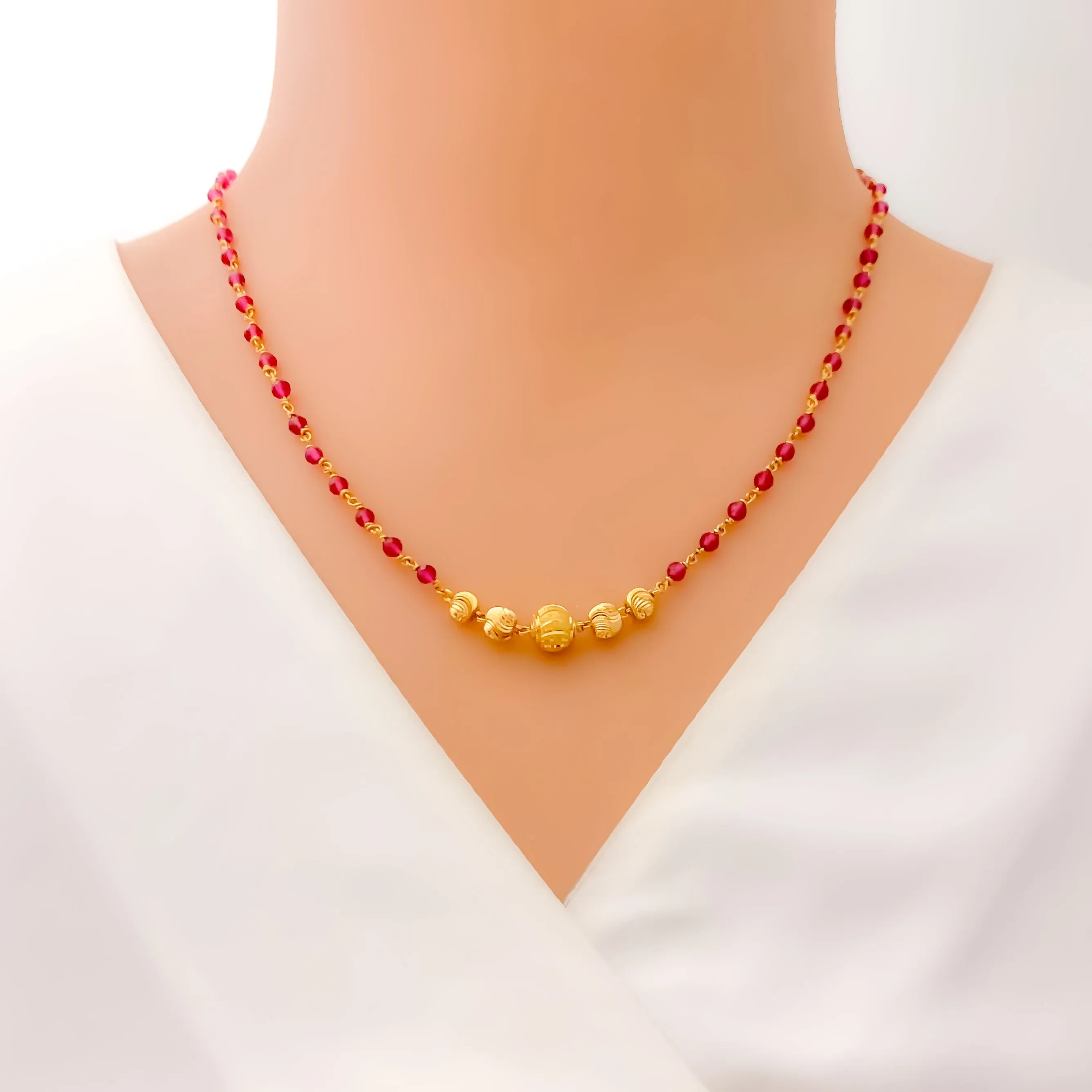 Sophisticated Graceful 22k Gold Necklace