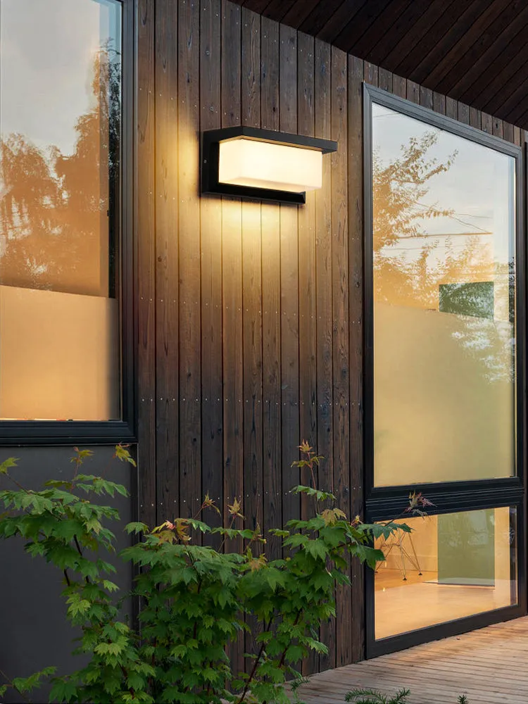 Sophisticated Outdoor Wall Light