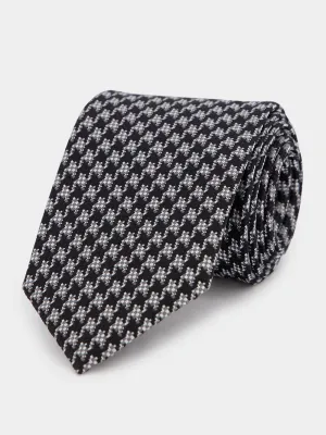 Sophisticated Plaid Tie