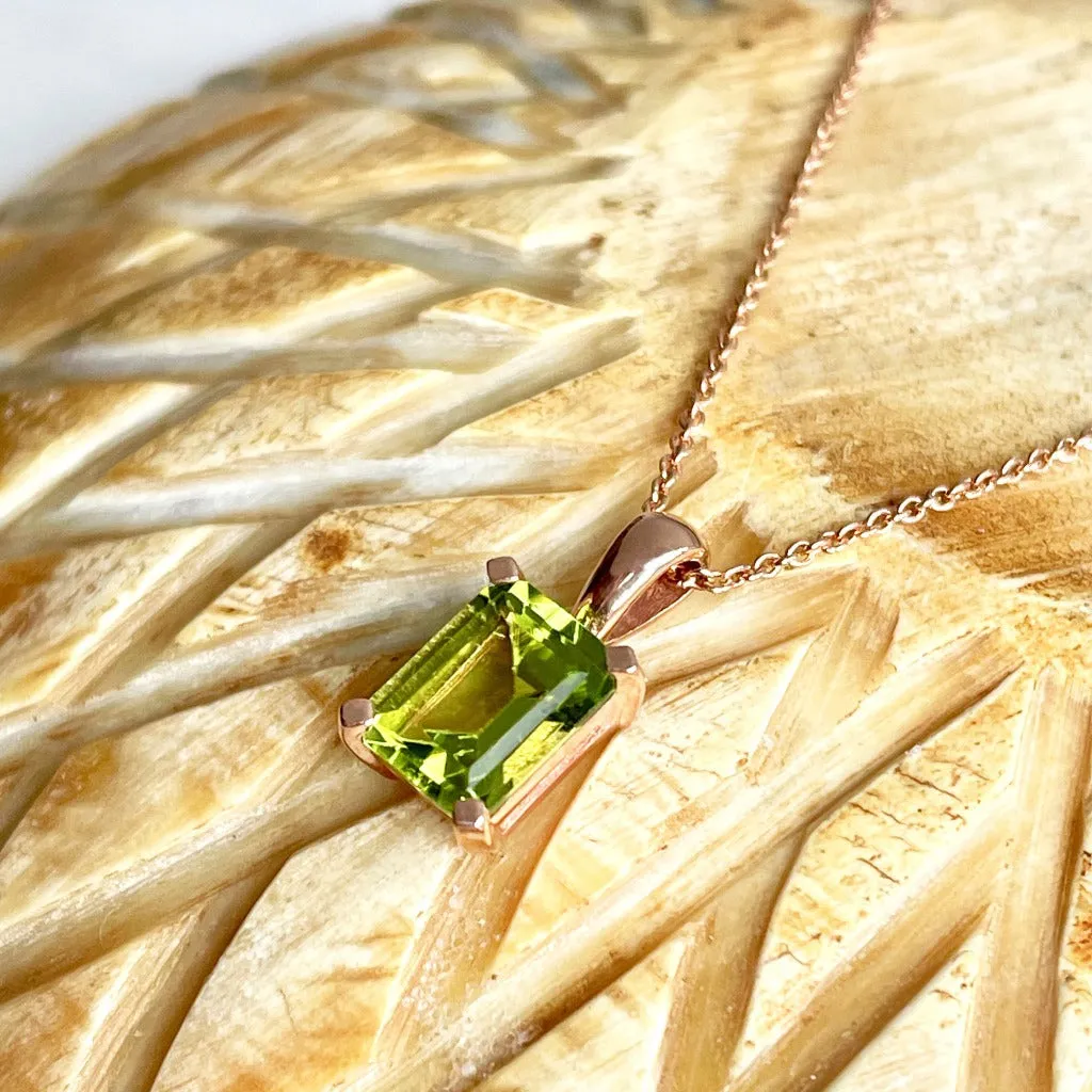 Sophisticated  Rose Gold Octagonal Cut Peridot Pendant