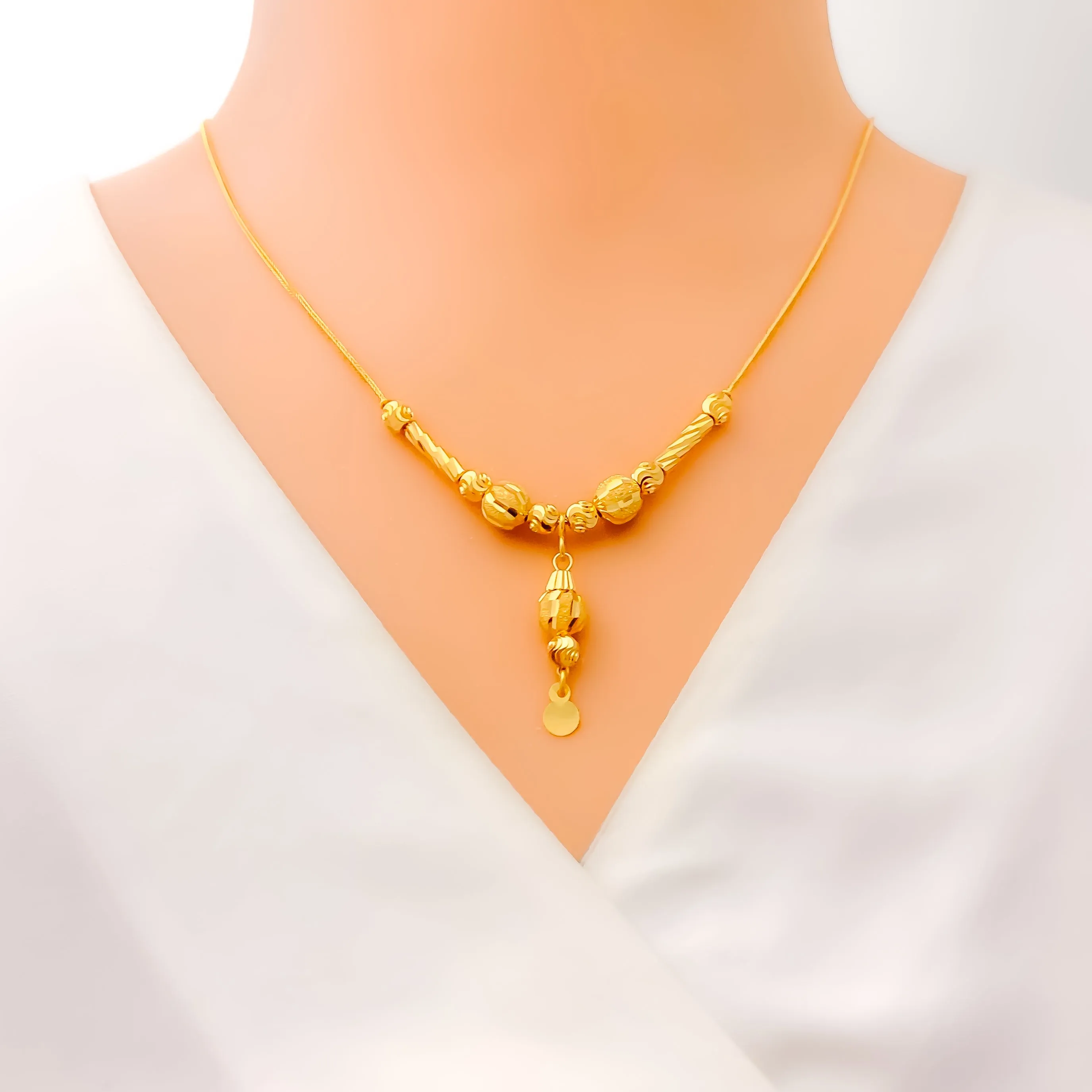 Sophisticated Sparkling 21k Gold Necklace