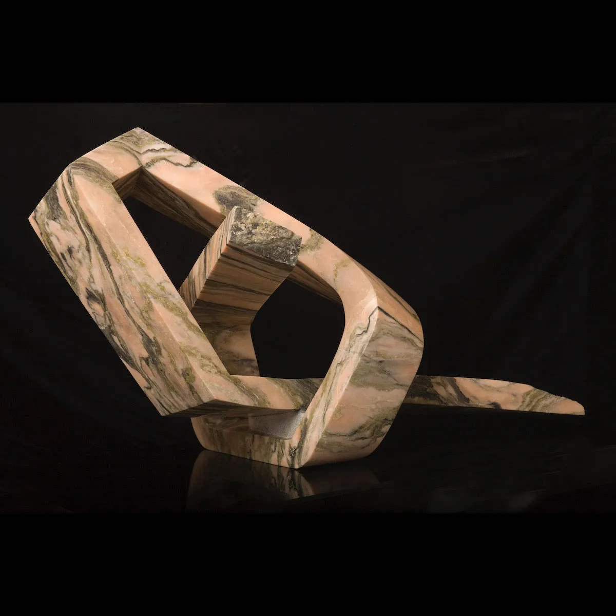STONE KNOTS OF LIFE D KNOT 1