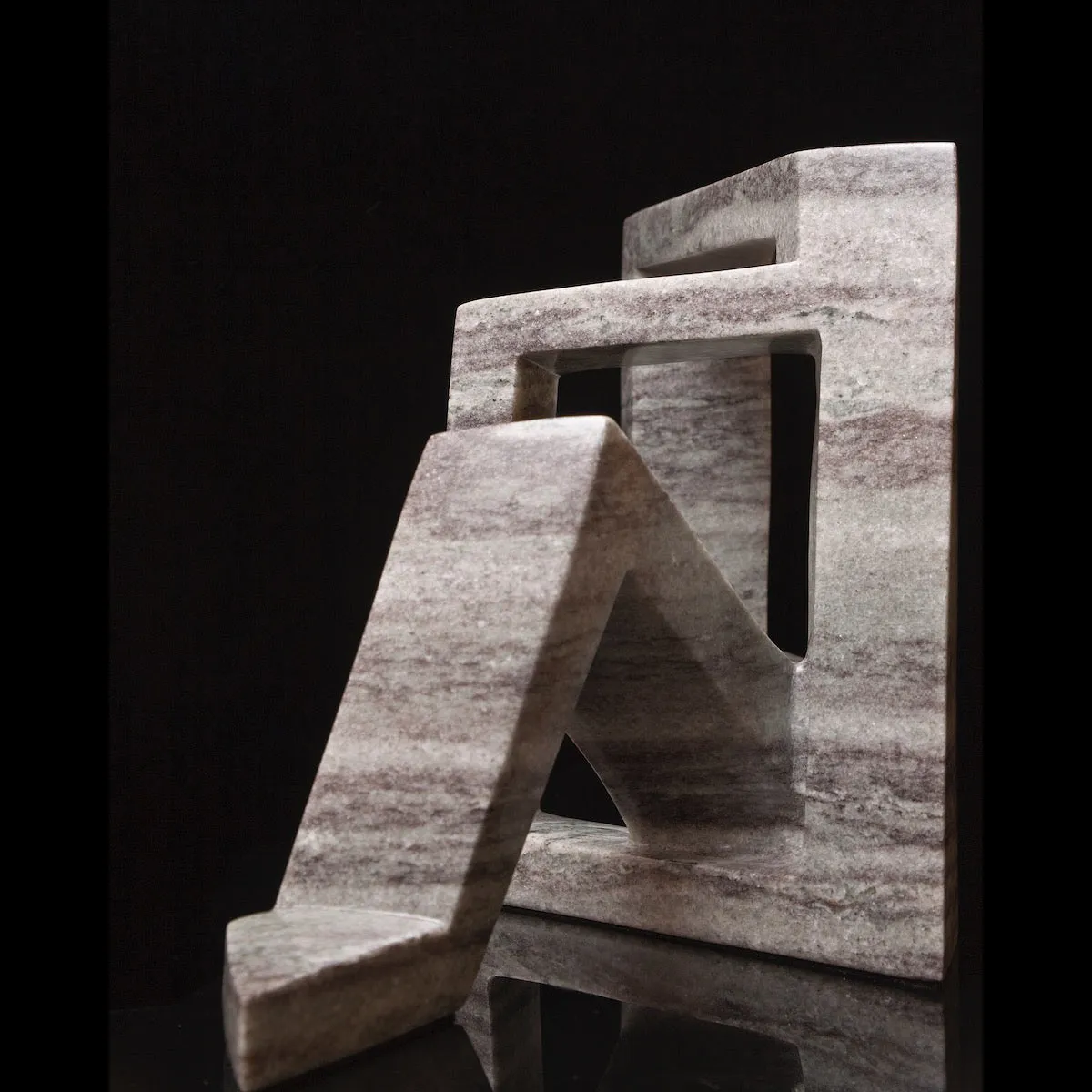STONE KNOTS OF LIFE D KNOT 3