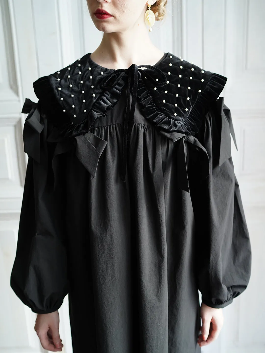 Unlogical Poem Retro Style Falsecollar