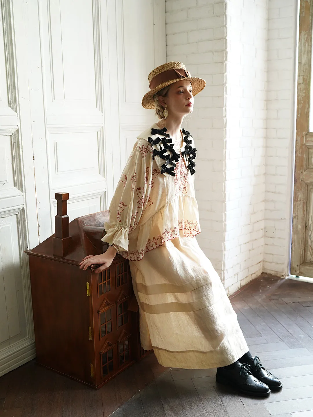 Unlogical Poem Retro Style Falsecollar