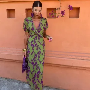 Valentine™ | Sophisticated Summer Dress