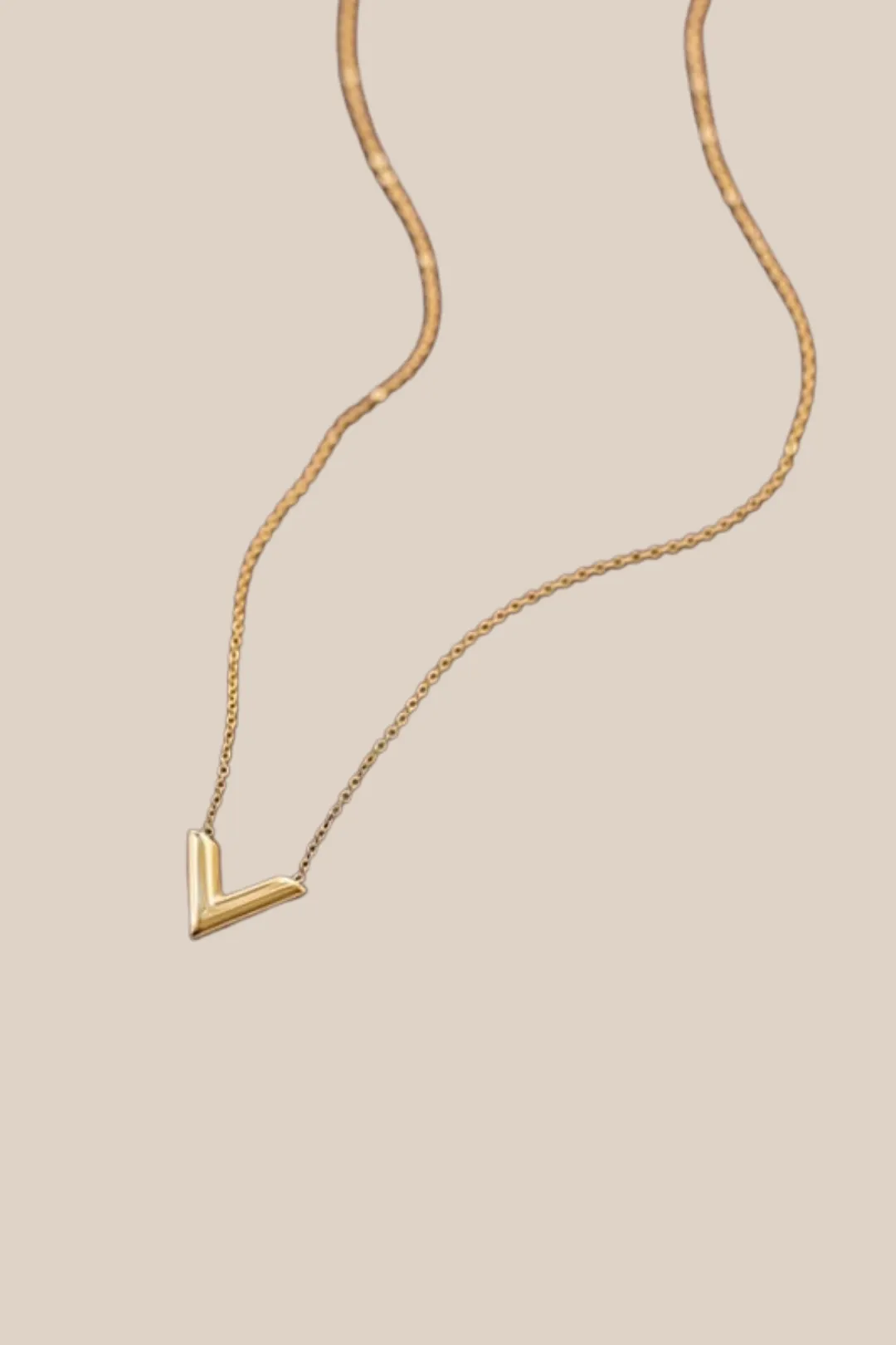 VERA NECKLACE