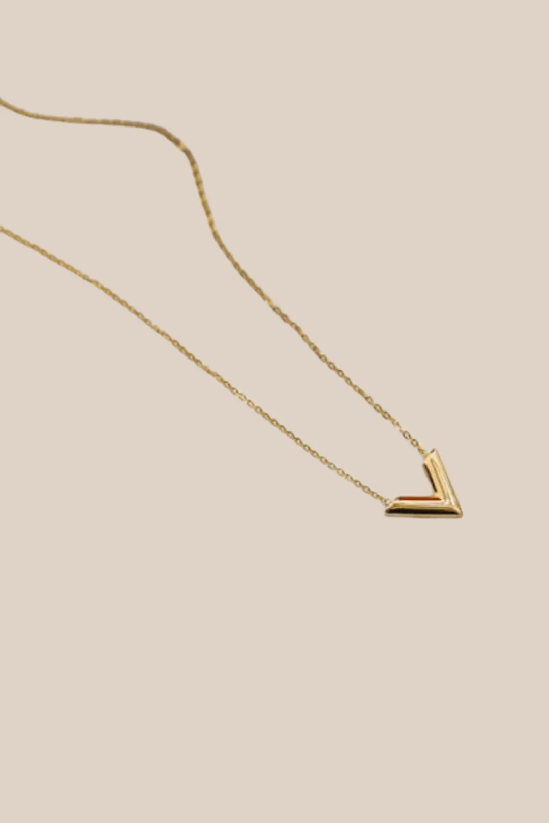 VERA NECKLACE